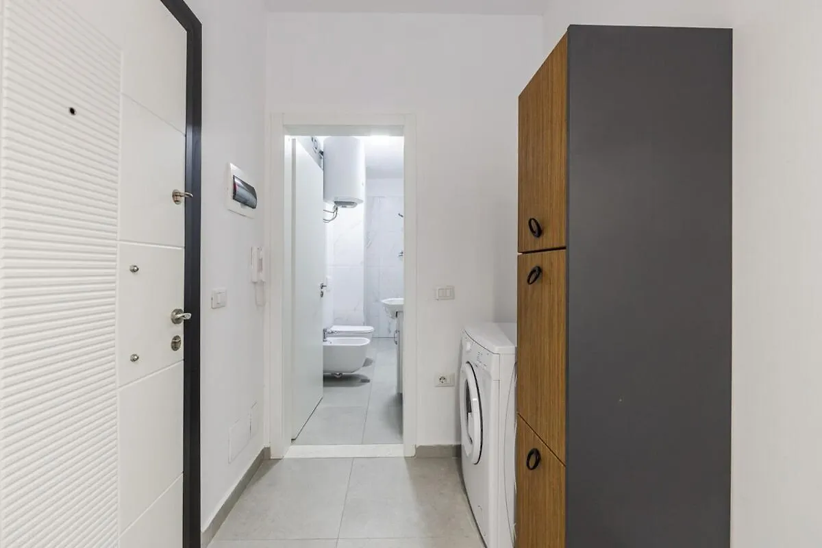 Central Tirana Apartment With Free Parking Albanien